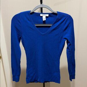 White House Black Market Knit: XS